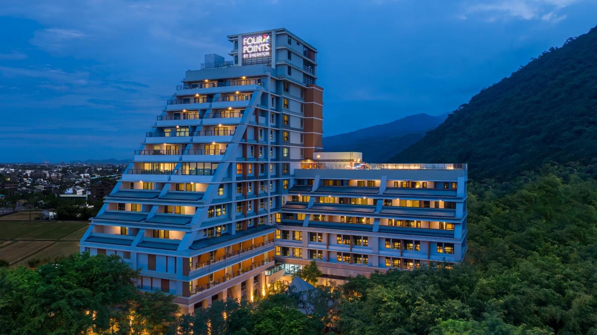 Four Points By Sheraton Yilan Jiaoxi Exterior foto